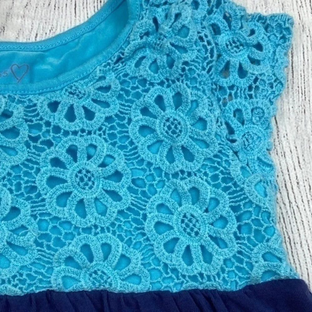 Design 365 Girls Dress Size 5 Crochet Lace Overlay Sequin Heart Details Dress